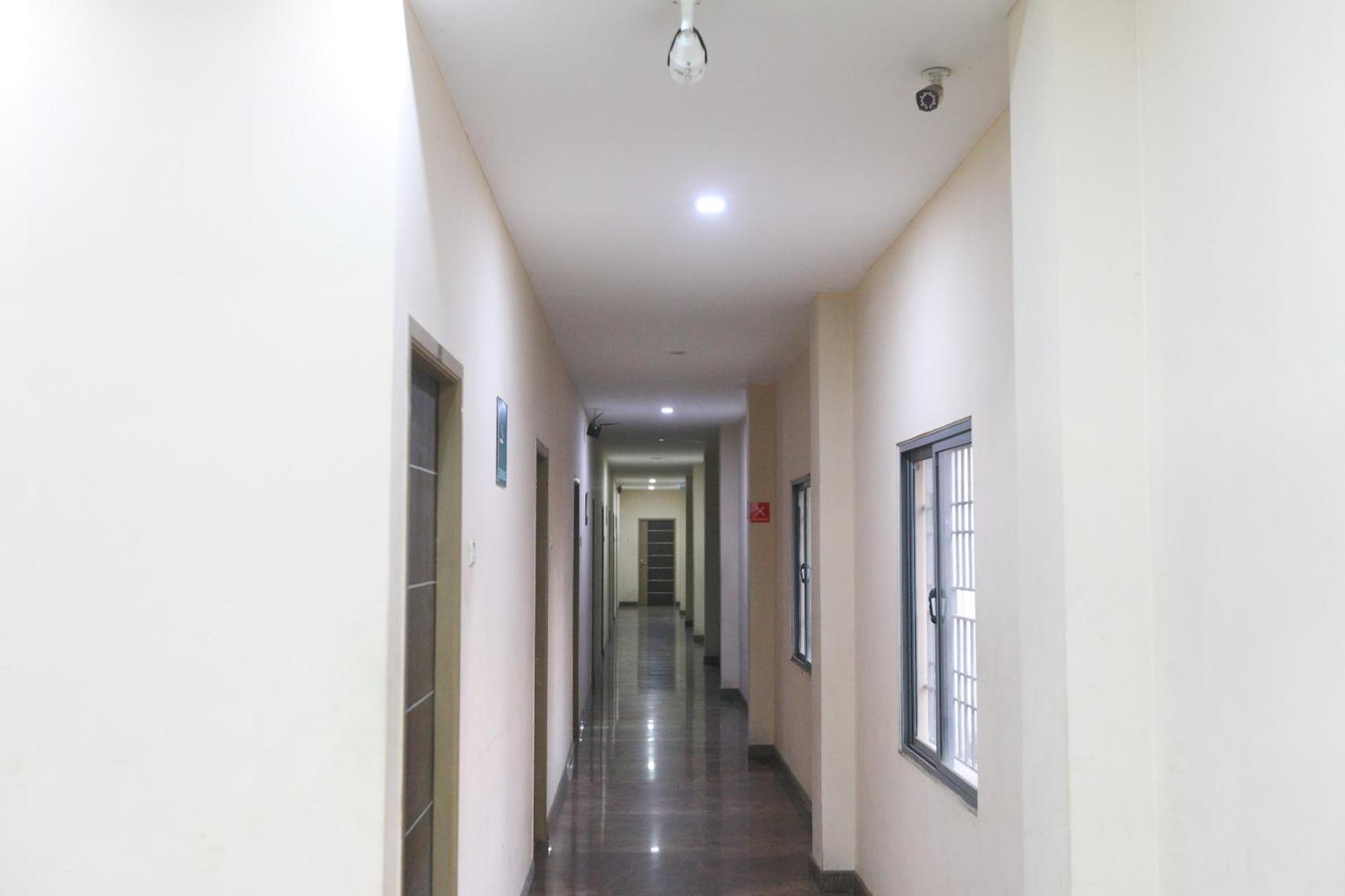 Hotel O Raaj Residency Madras Buitenkant foto