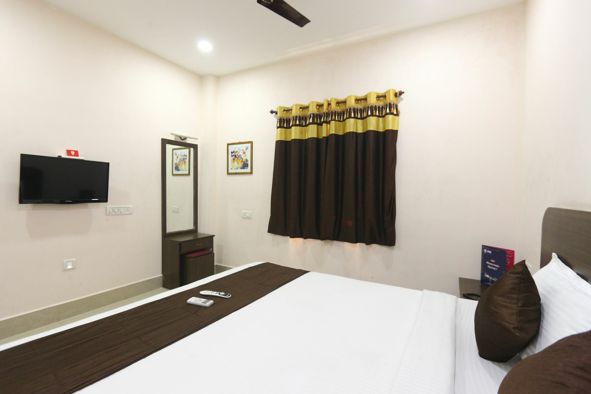 Hotel O Raaj Residency Madras Buitenkant foto