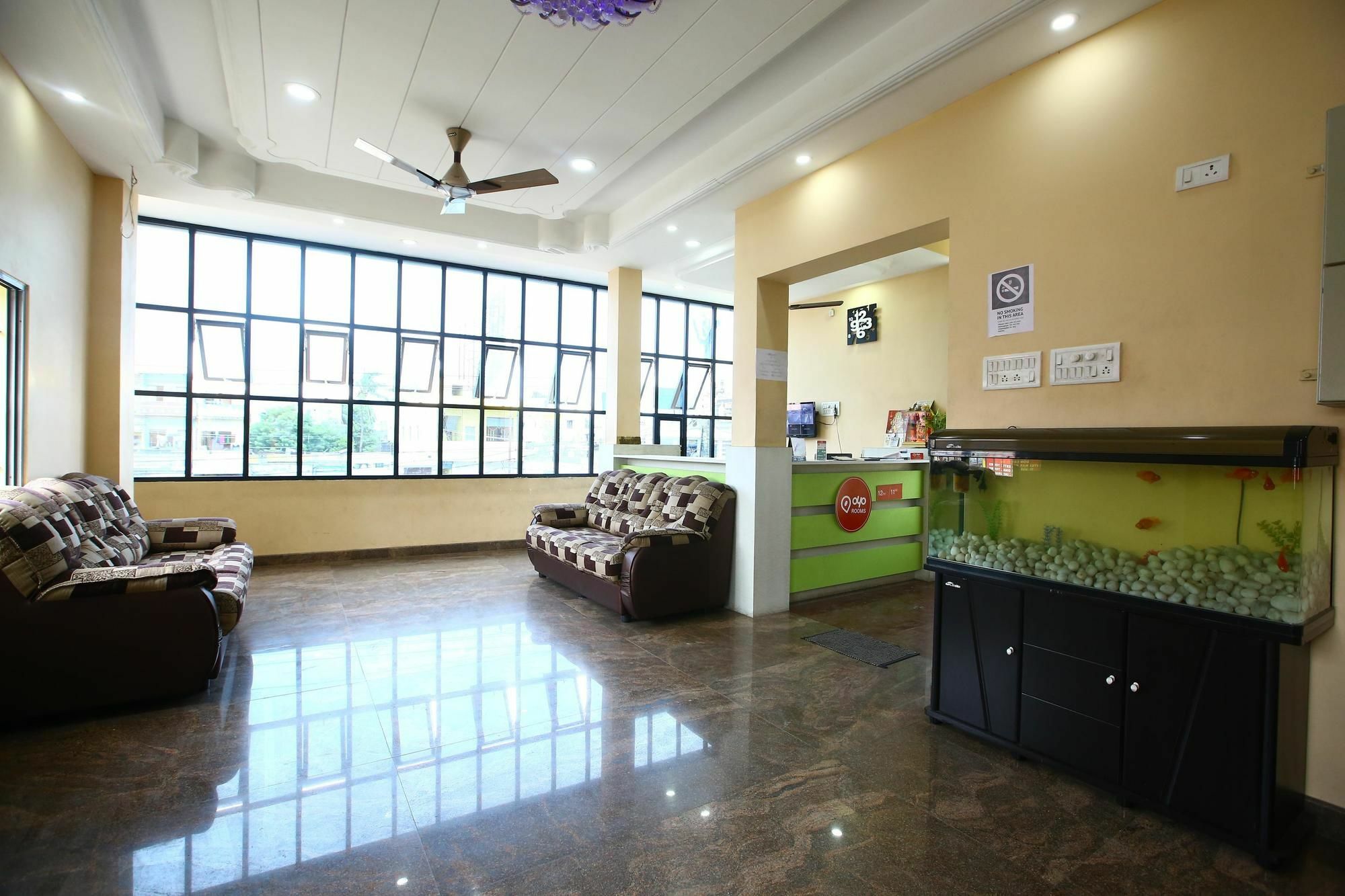 Hotel O Raaj Residency Madras Buitenkant foto