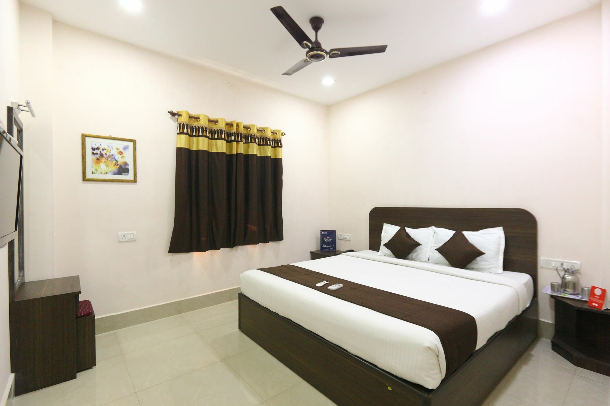 Hotel O Raaj Residency Madras Buitenkant foto