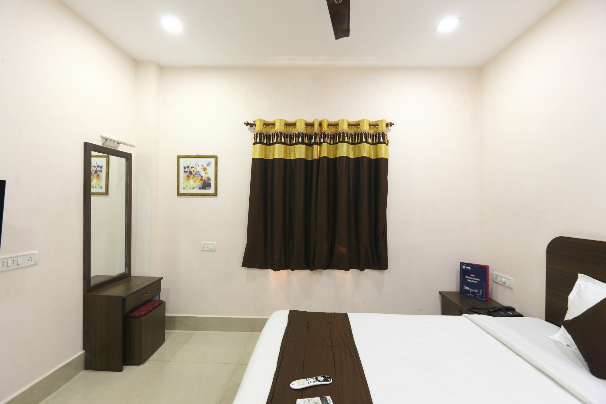 Hotel O Raaj Residency Madras Buitenkant foto